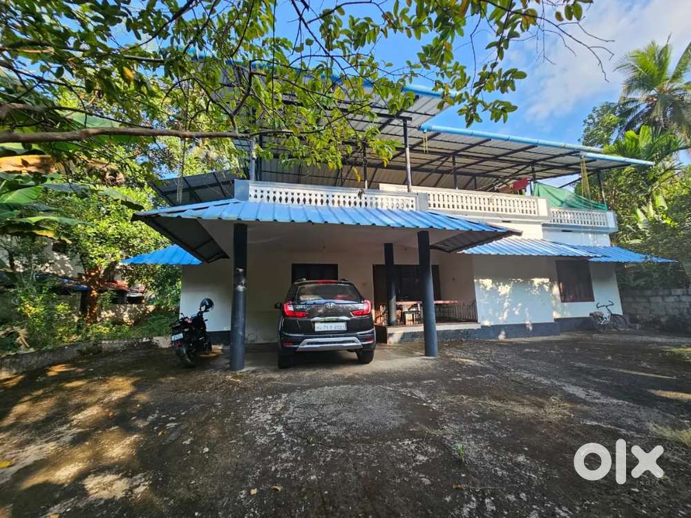 For sale: 27.25 cent plot with house in a serene location (negotiable)
