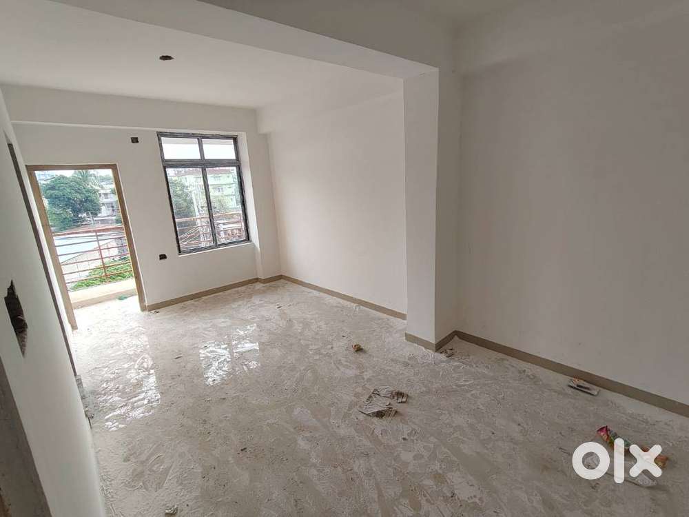 Independent 2bhk - 2bathroom - balcony - in zoo road