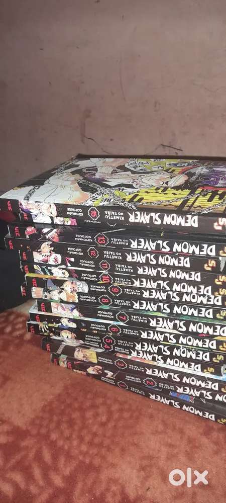 Demon Slayer Kimetsu no Yaiba Manga Box Set