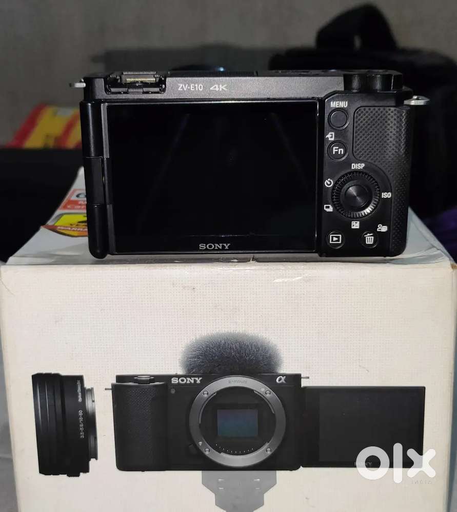 Sony ZVE10 with Sigma 30mm 1.4 aperture