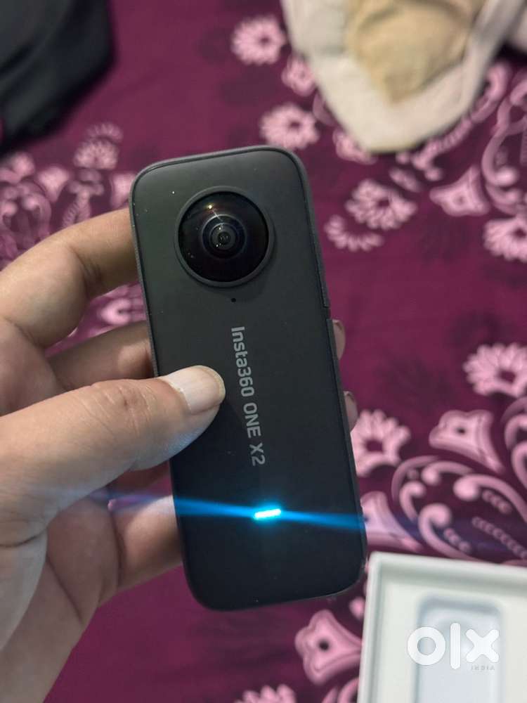 Insta360 X2
