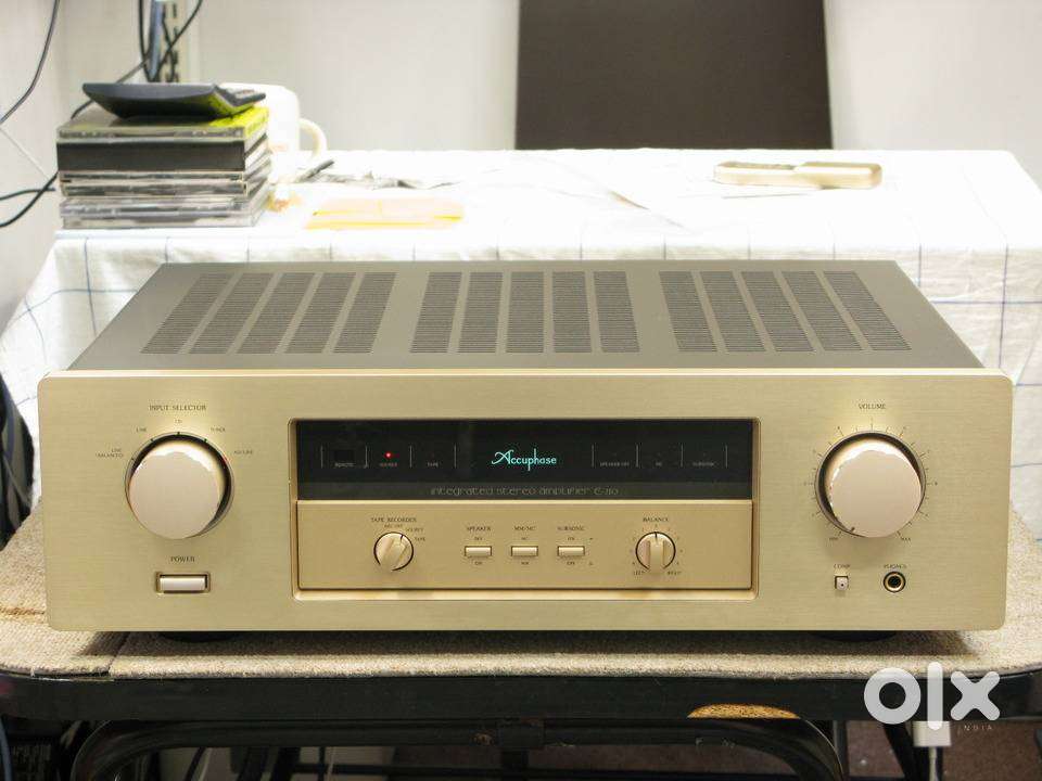 Accuphase E210 integrated amplifier