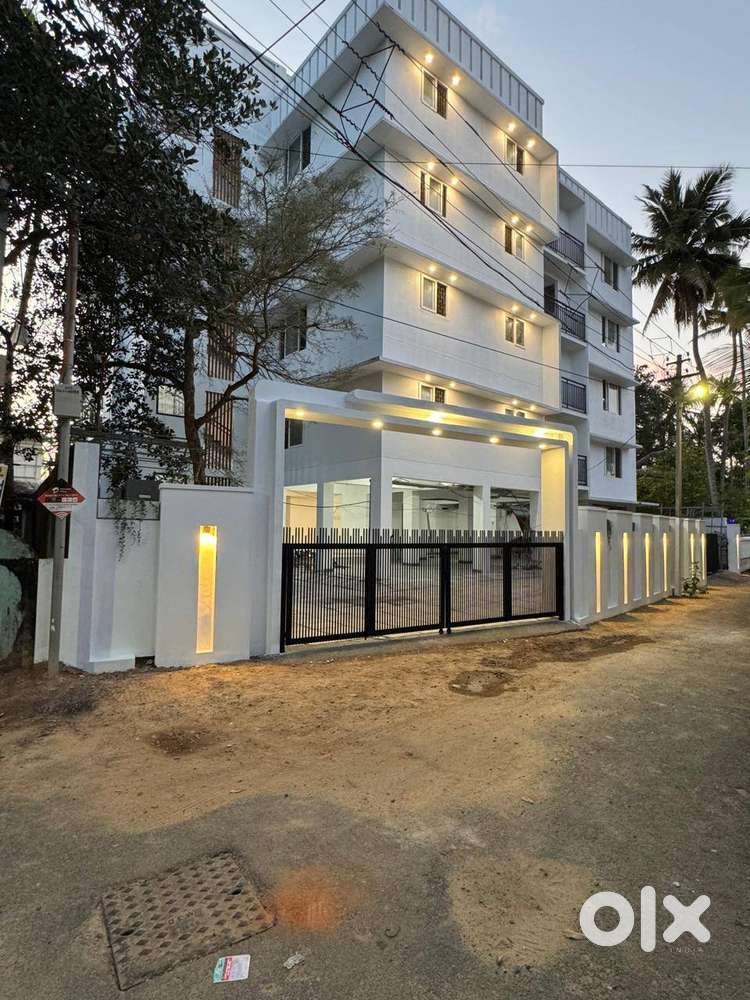 Brand new 3 BHK flats near chakai jn