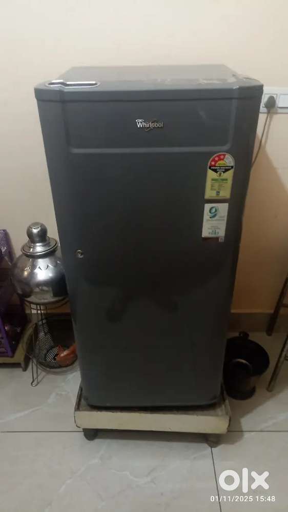 Whirlpool single door refrigerator