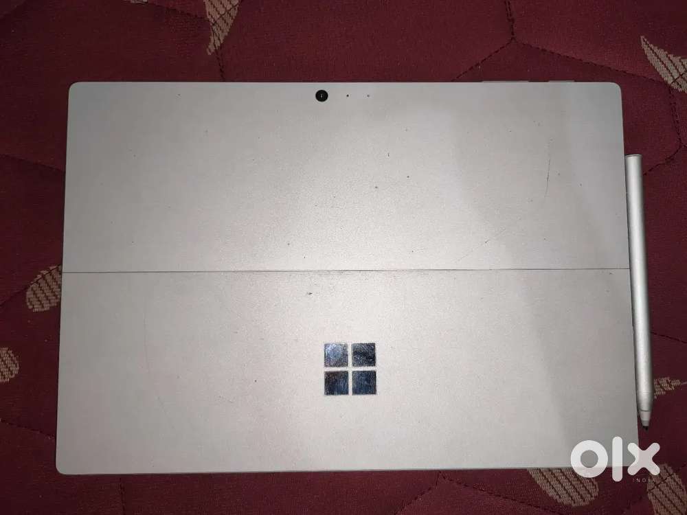 Microsoft Surface Pro 5th Gen (2017)