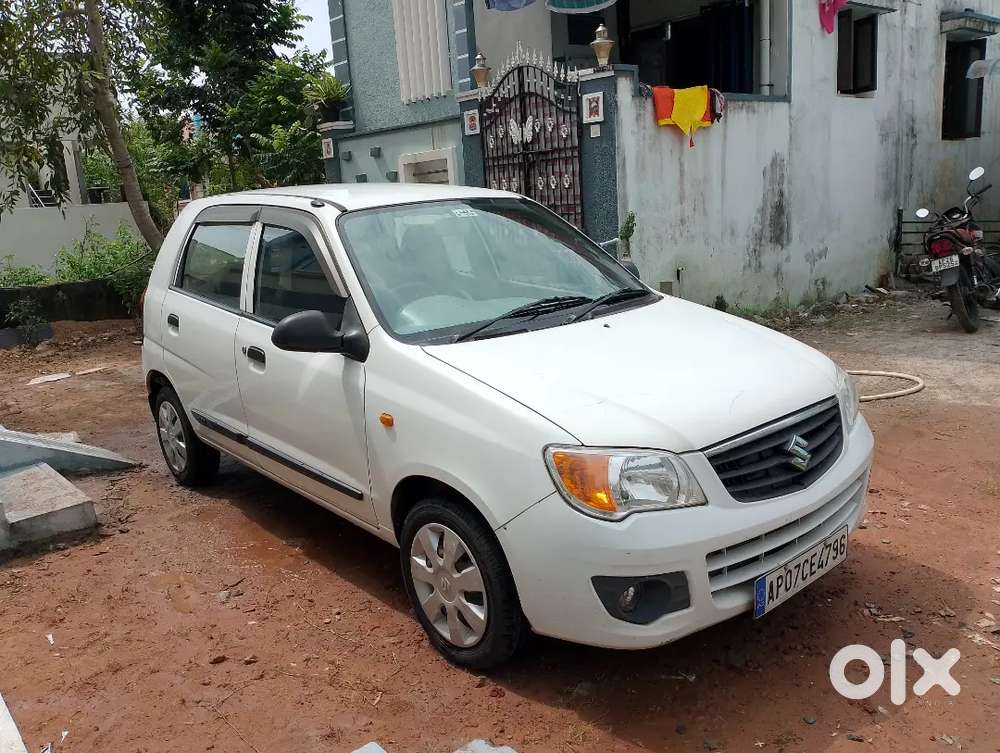 Maruti Suzuki Alto K10 2014 Model Petrol car in excellent condition