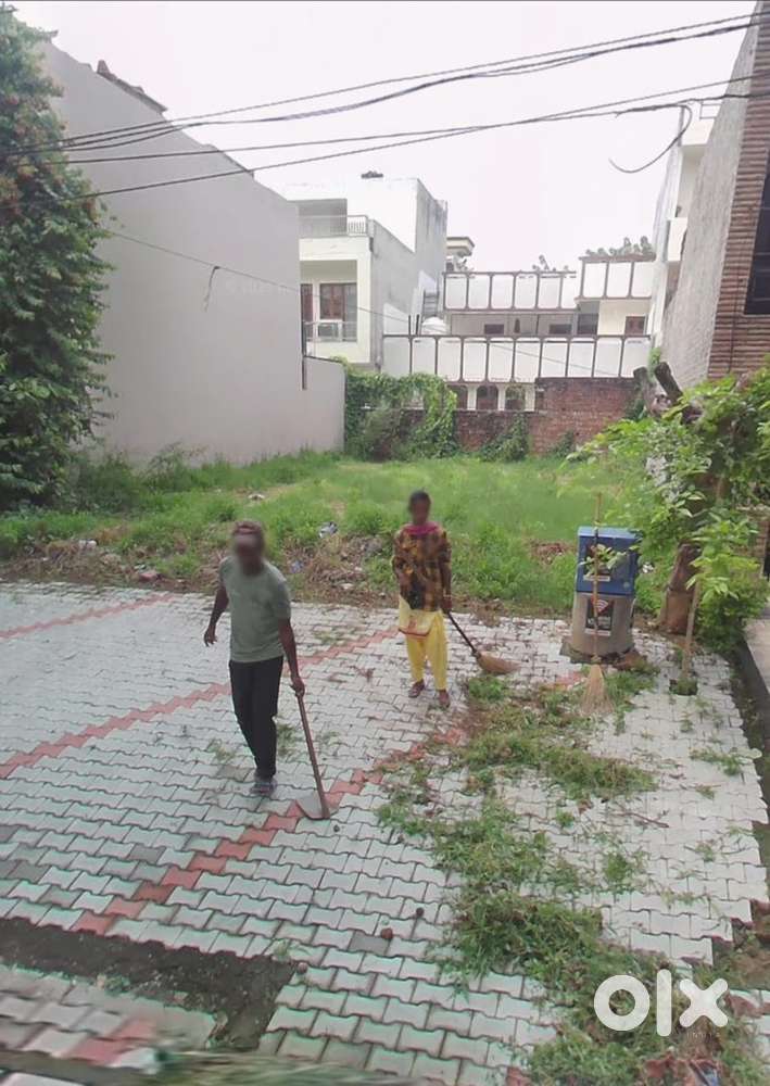 10.5 Marla plot North East B Road location