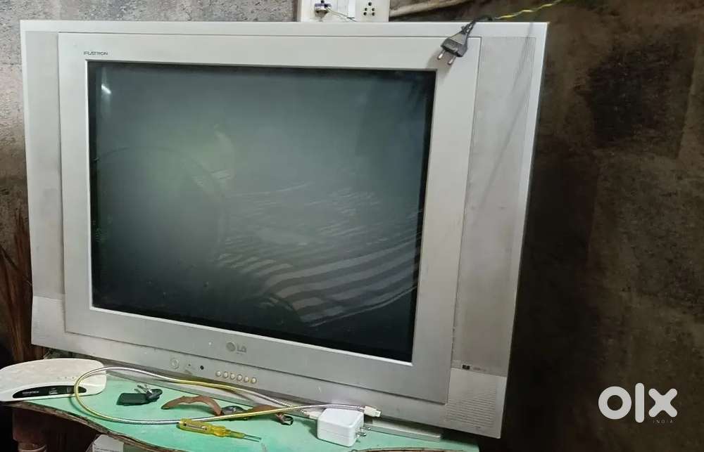 LG TV OLD 29 inches