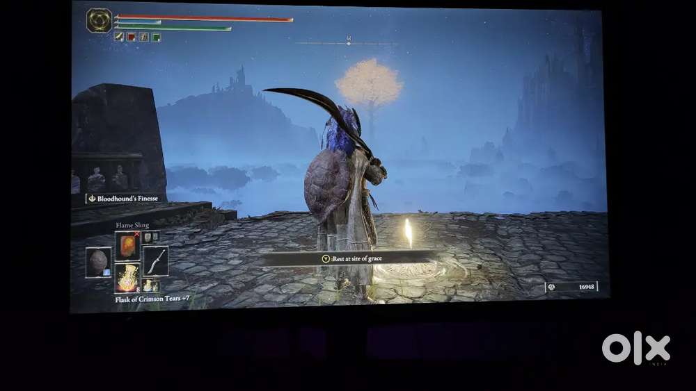 LG FULL HD CINEMA SCREEN MONITOR WITH BOX