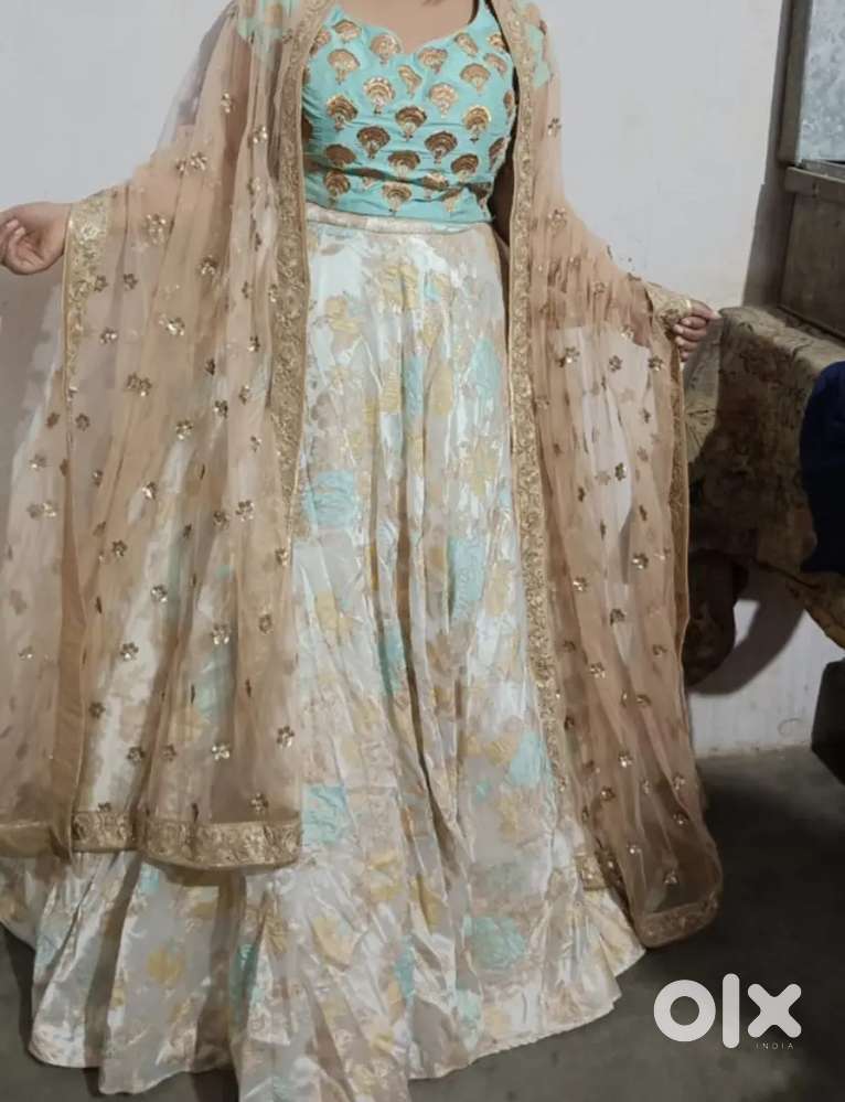 Embroidary lehnga