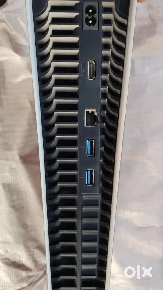 Ps5 Condition like brand new console with all kits and box