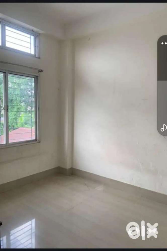 Spacious 1bhk for RentAiry Flat with long balcony