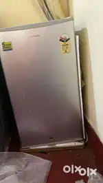 Kelvinator 95 litres Fridge