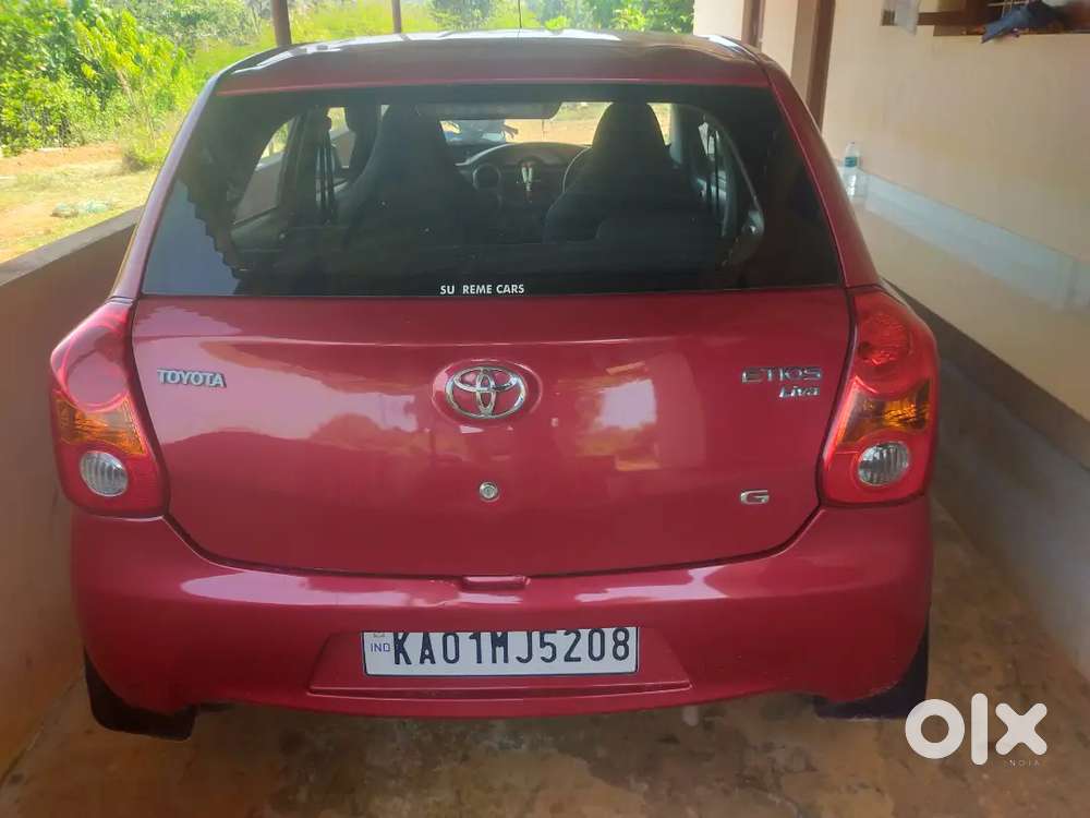 Toyota Etios Liva 2012