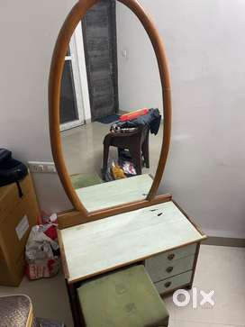 Wooden  Deessing