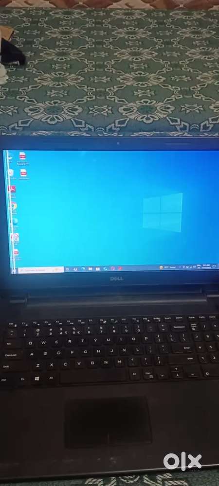 Dell i3 dual core with charger new battery with warranty working fine