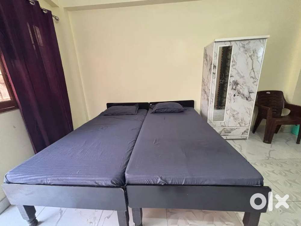 Fully furnished independent pg for boys & girls