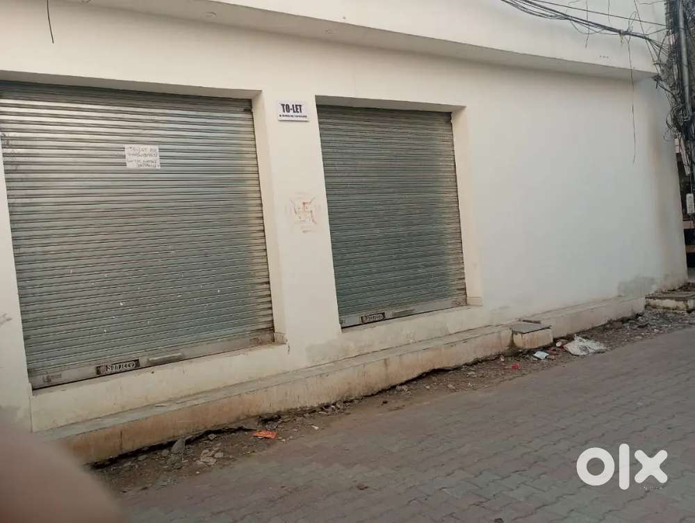 Shops Available for Rent – Perfect for Business or Storage!