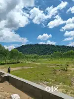 25 lakh/beegha at Badshahi Bag UP