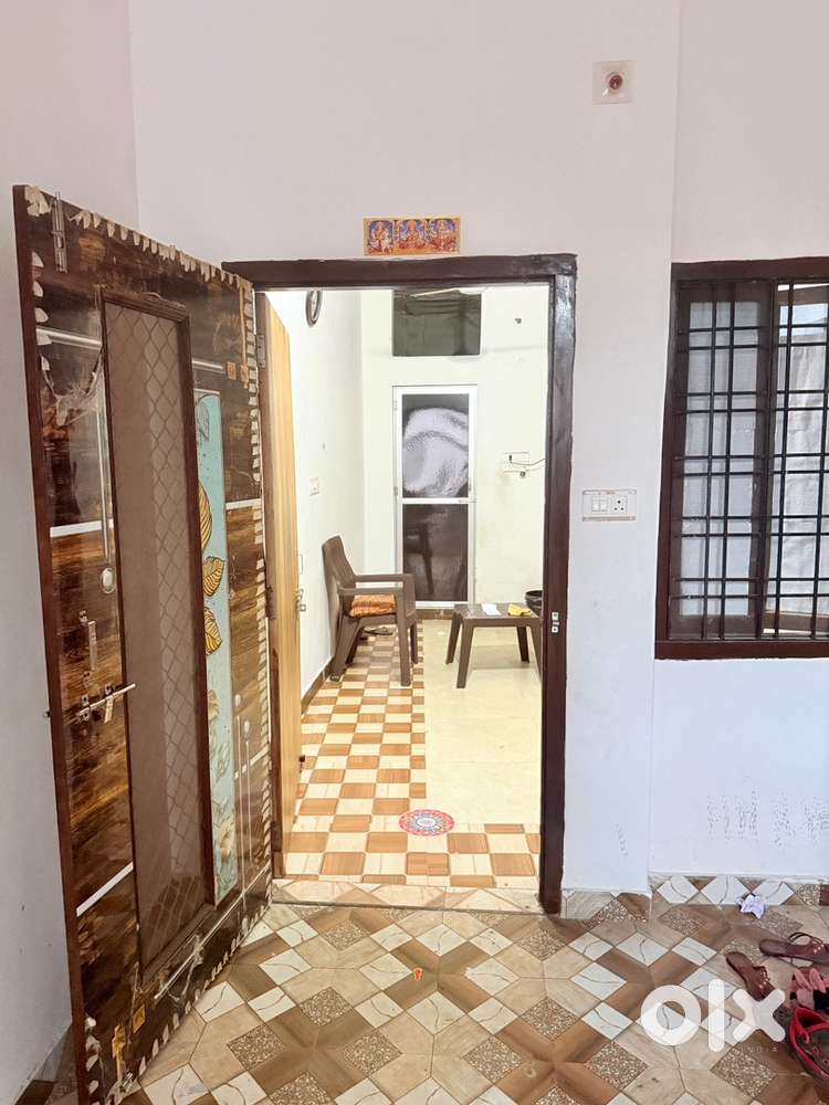 SEPARATE portion 1bhk for rent