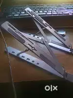 Laptop stand