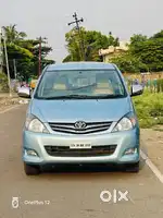 Toyota Innova 2.5 V 7 STR, 2010, Diesel