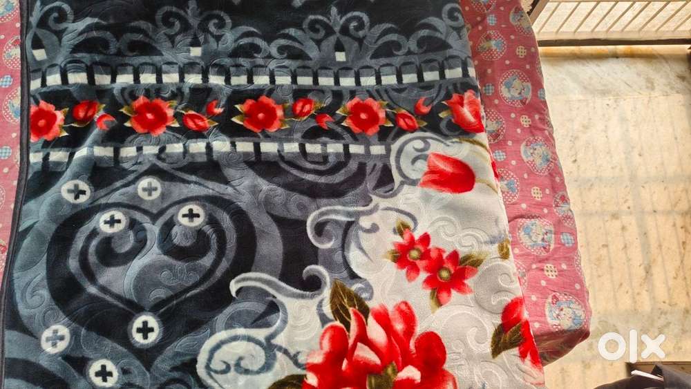 Pair of PREMIUM WINTER SLEEPING BLANKETS