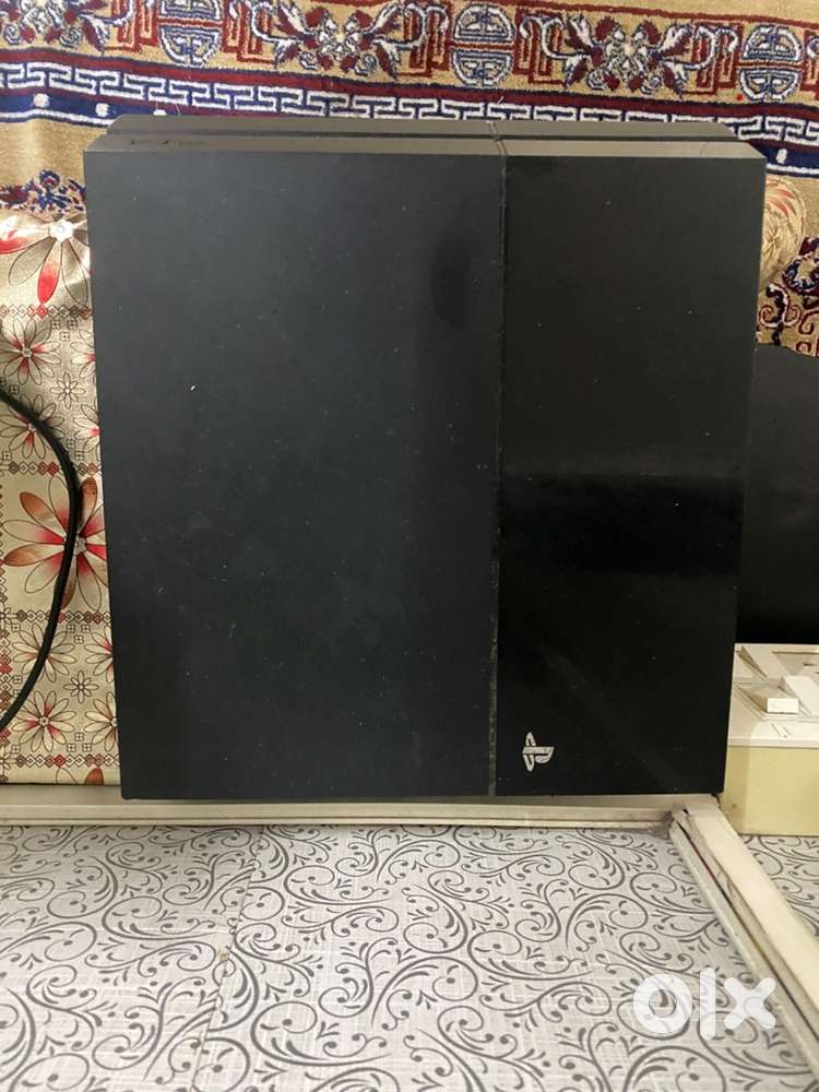 ps4(playstation 4)