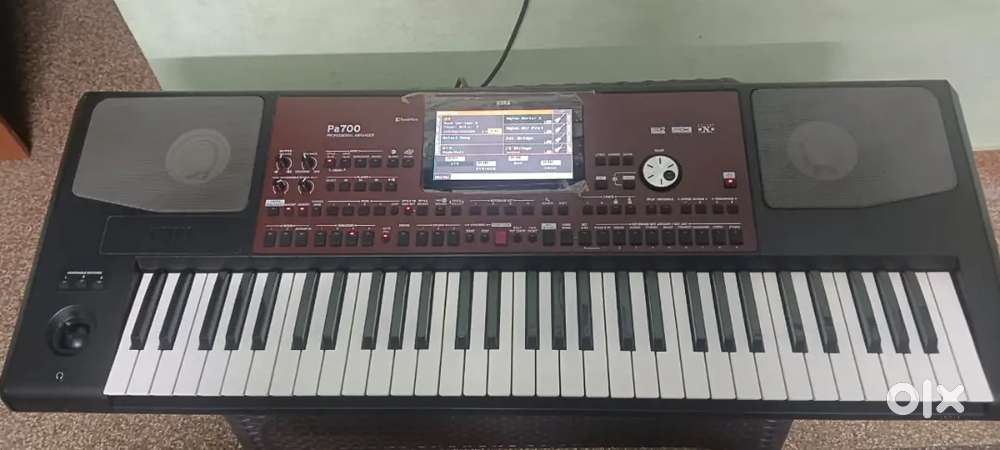 Korg PA700 Keyboard for sale