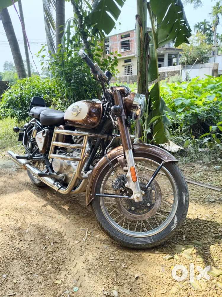 Royal Enfield Classic 350 2025 latest model