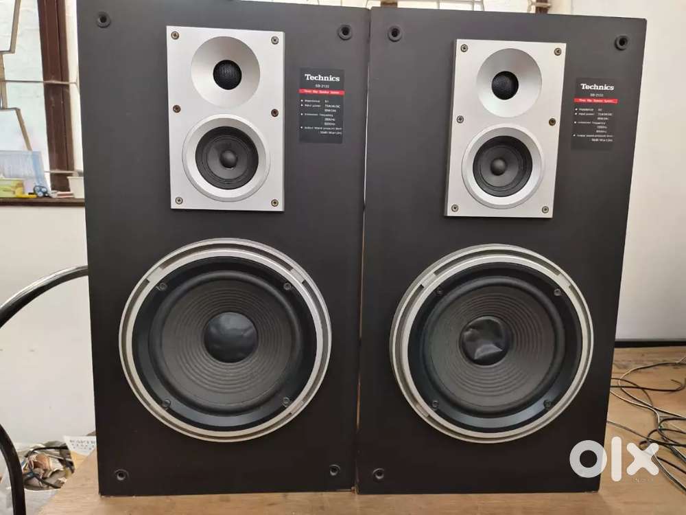 Technics and Infinity speakers