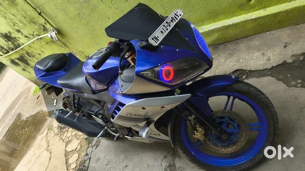R15 V2  Good condition