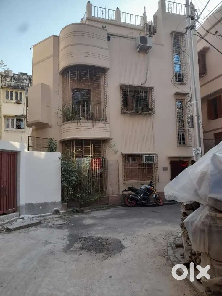 3BHK FLAT FOR SALE IN MAYFAIR ROAD OPP ASHOKA TOWER