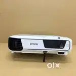 Epson EB-S41 Projector