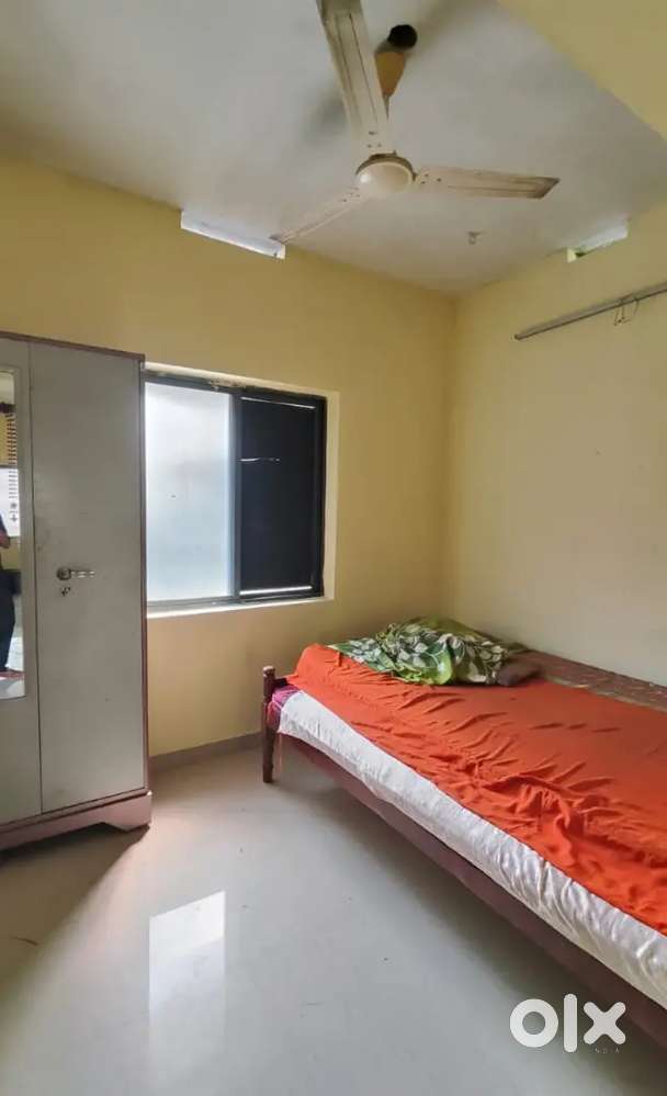 For bachelors 1 bhk rent in kakkanad near to csez and zudio