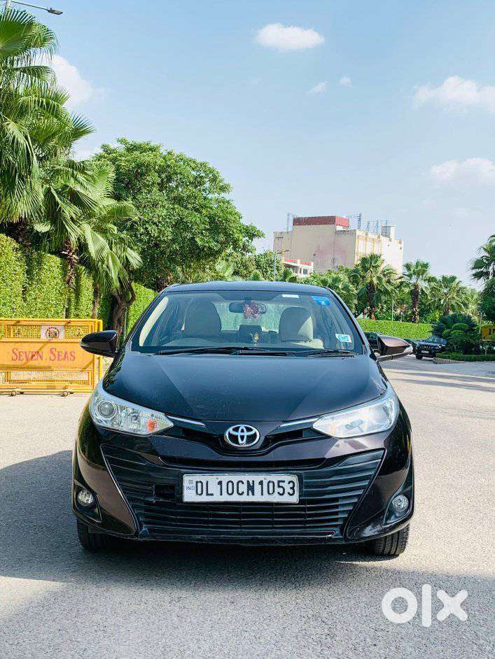 Toyota Yaris V CVT, 2019, Petrol