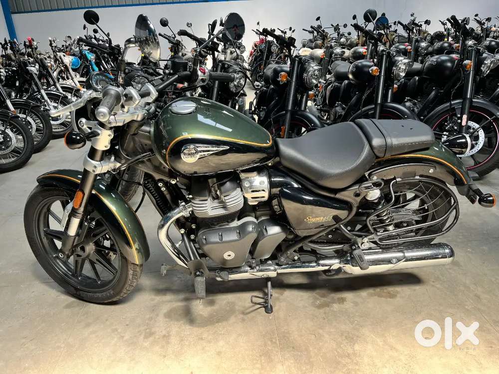 Supermeteor 650 interstellar green in new condition with all accessory