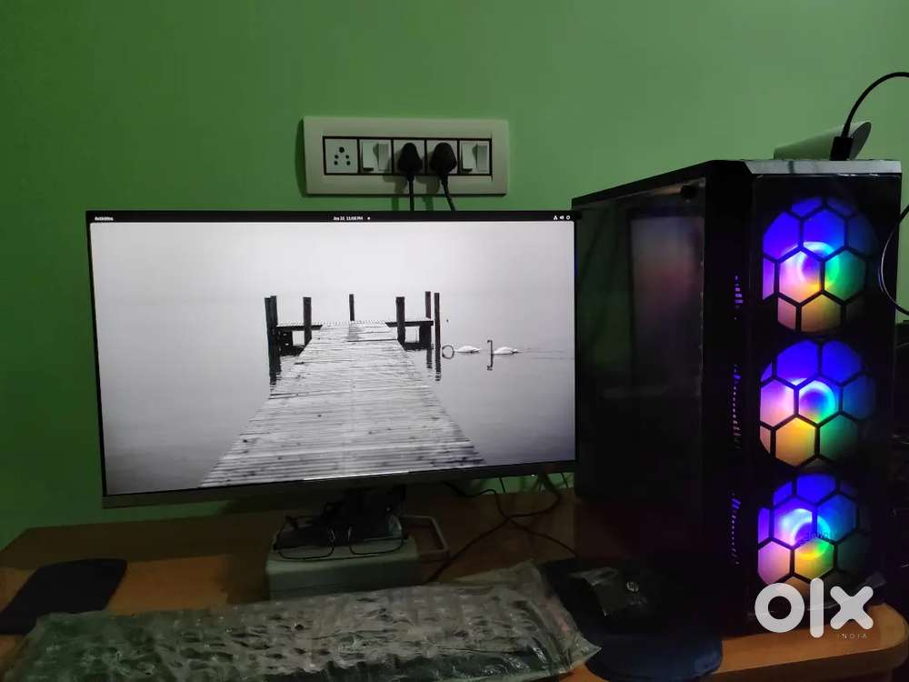 Intel i5 11th gen CPU with 16GB RAM and HP 24inch IPS monitor M24f