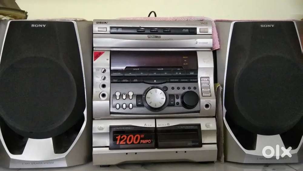Sony V777 music System, 1200w PMPO