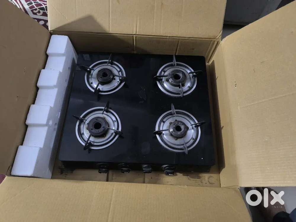 4 Burner Branded Gas Chulaha with Glass Top