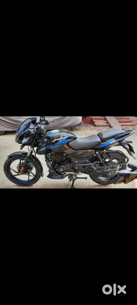 pulser 125 top model