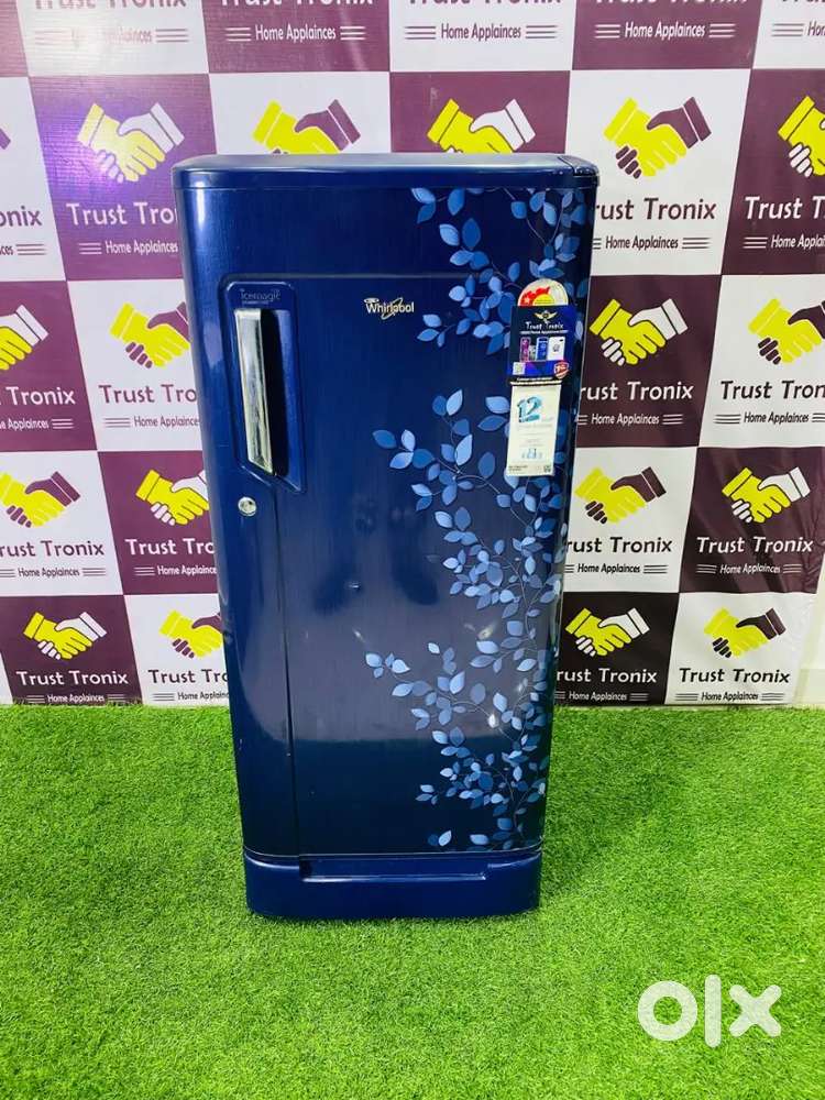 Whirlpool single door fridge in excellent condition