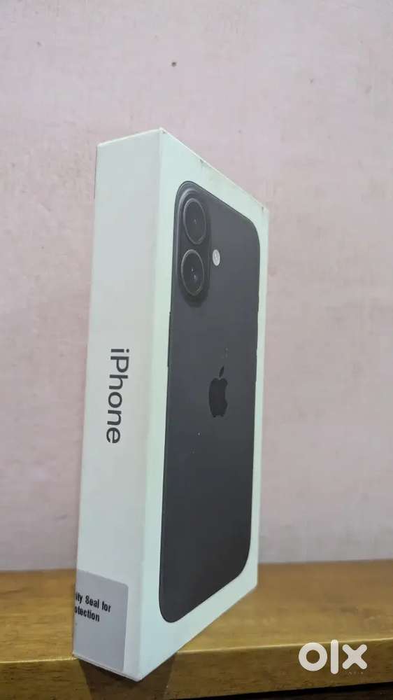 iPhone 16 256 black