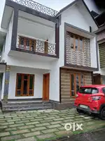 Aluva karmal mankkapade 4 bhk4.20cent house sael