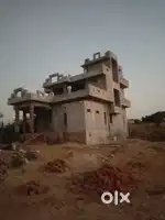 Ek dam khuli jagah rent par makan h or full jagah h aas paas me .