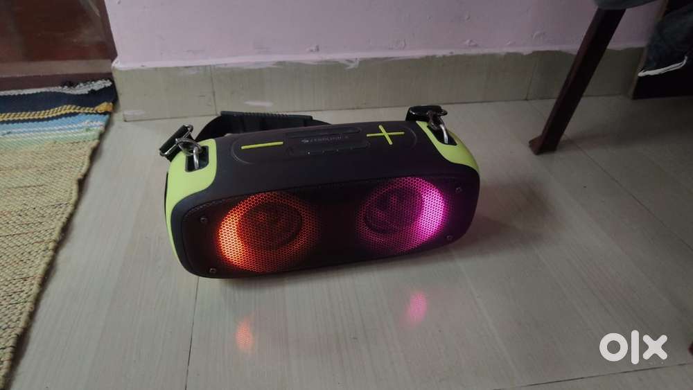 speaker from zebronics