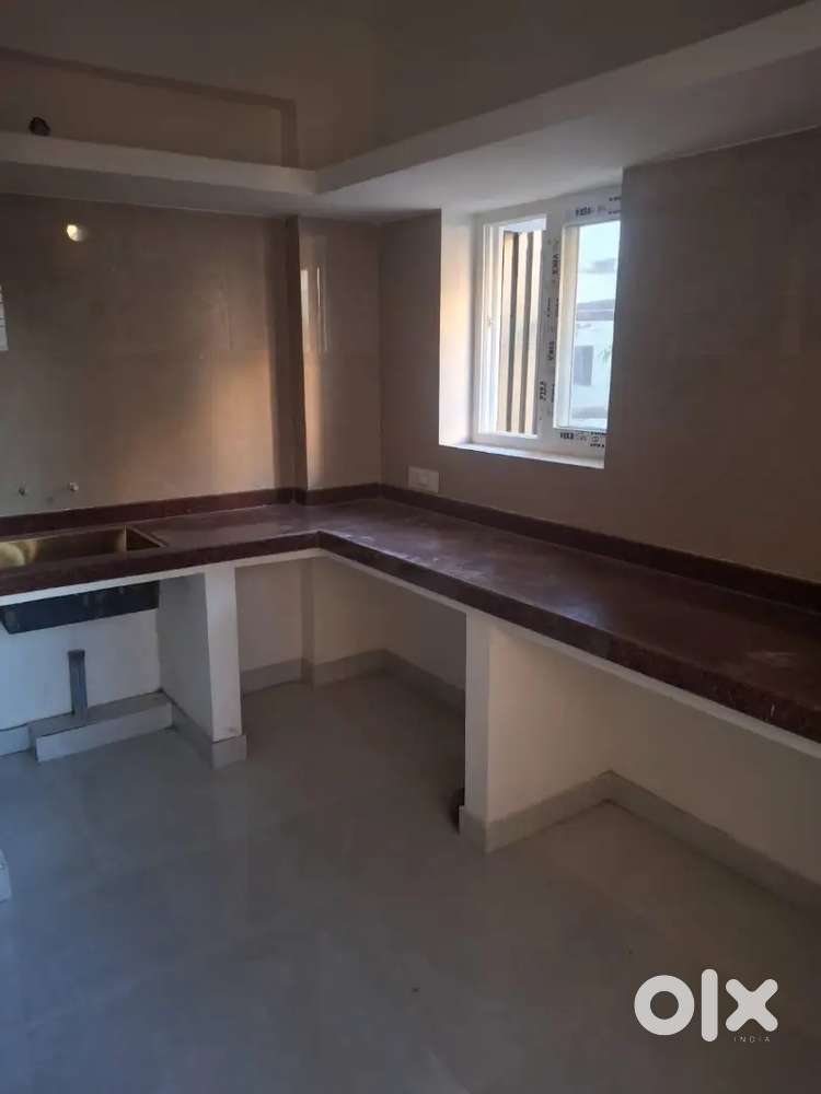 Kilpauk 3 BHK new flat at 1.66 Crores. Walkable to Main Road