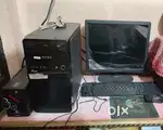 Full computer set with monitor ,keyboard and mouse .