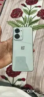 Oneplus nord 2t 8/128 fresh condition