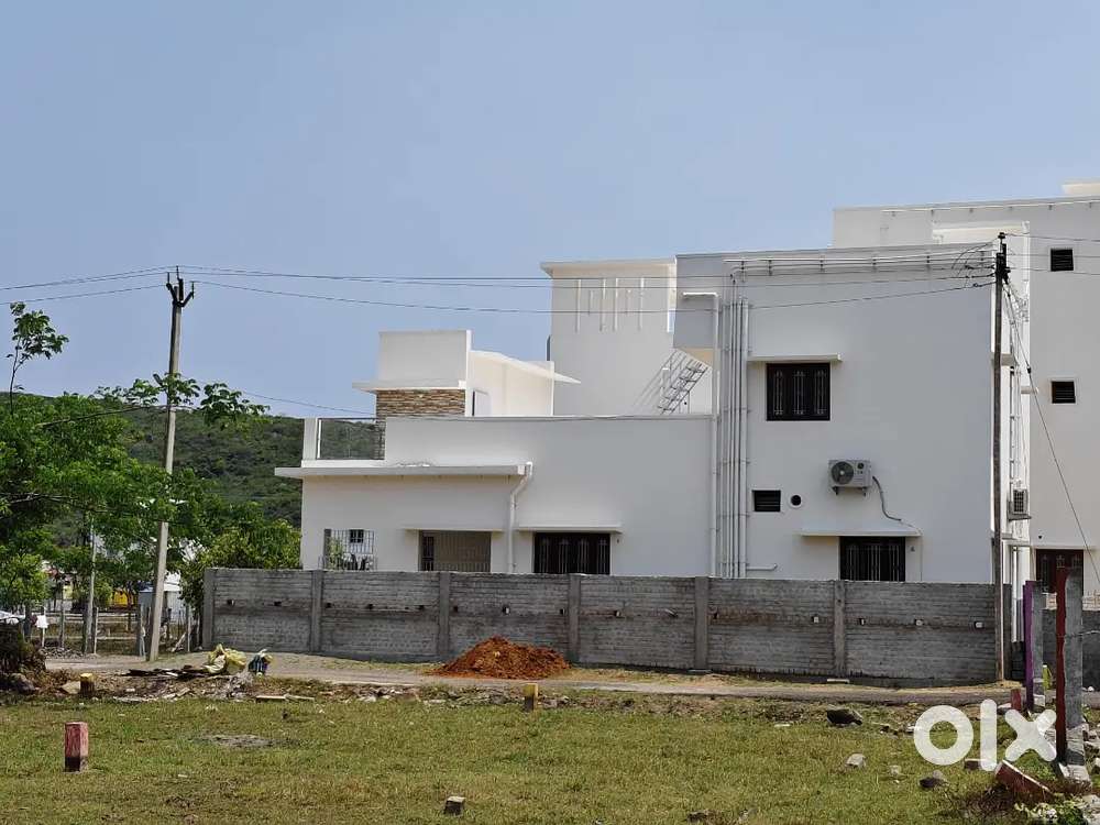 VILLA PLOT IN PONMAR